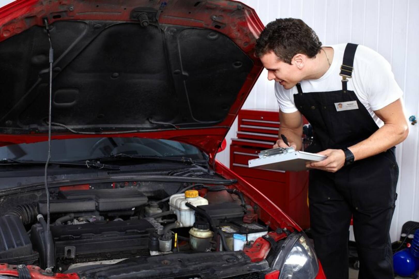 Auto Glass & Tint Shop